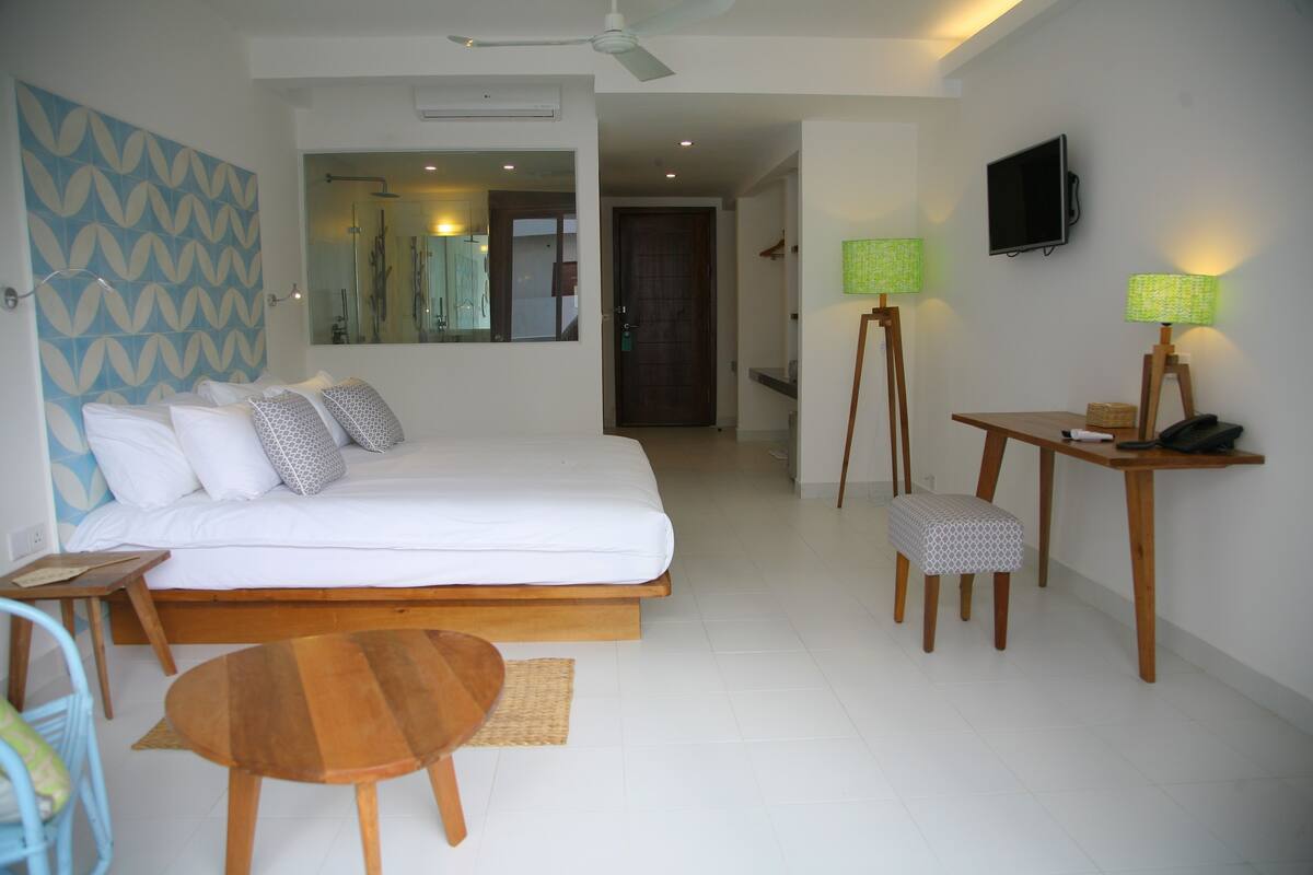 Superior Double Room, Balcony, Garden View | Down comforters, minibar, in-room safe, desk