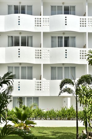 Superior Double Room, Balcony, Garden View | Garden view - Naia Resort (Sihanoukville)