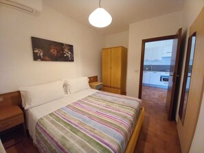 Classic Studio | Free WiFi - Residence Oasi (Limone sul Garda)