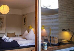 Premium bedding, pillow-top beds, individually decorated - Fuglsang Herregaard Hotel (Toreby)