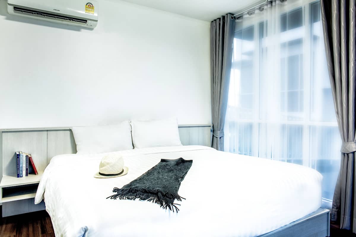 Minibar, desk, blackout curtains, soundproofing