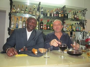 Bar (on property) - Hotel Restaurant Coté Sud (Lomé)