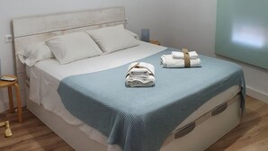 Room - Suncity Plaza Apartments (Málaga)