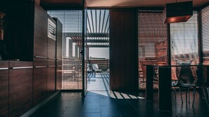 Apartment, Terrace | Private kitchen | Electric kettle - Design Hotel Logatero (Sozopol)