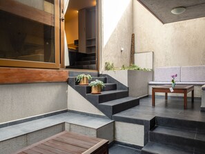 Studio, Ground Floor | In-room safe, free WiFi, bed sheets - Design Hotel Logatero (Sozopol)