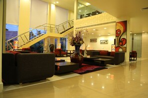 Lobby - Sara Regency (Kumbakonam)