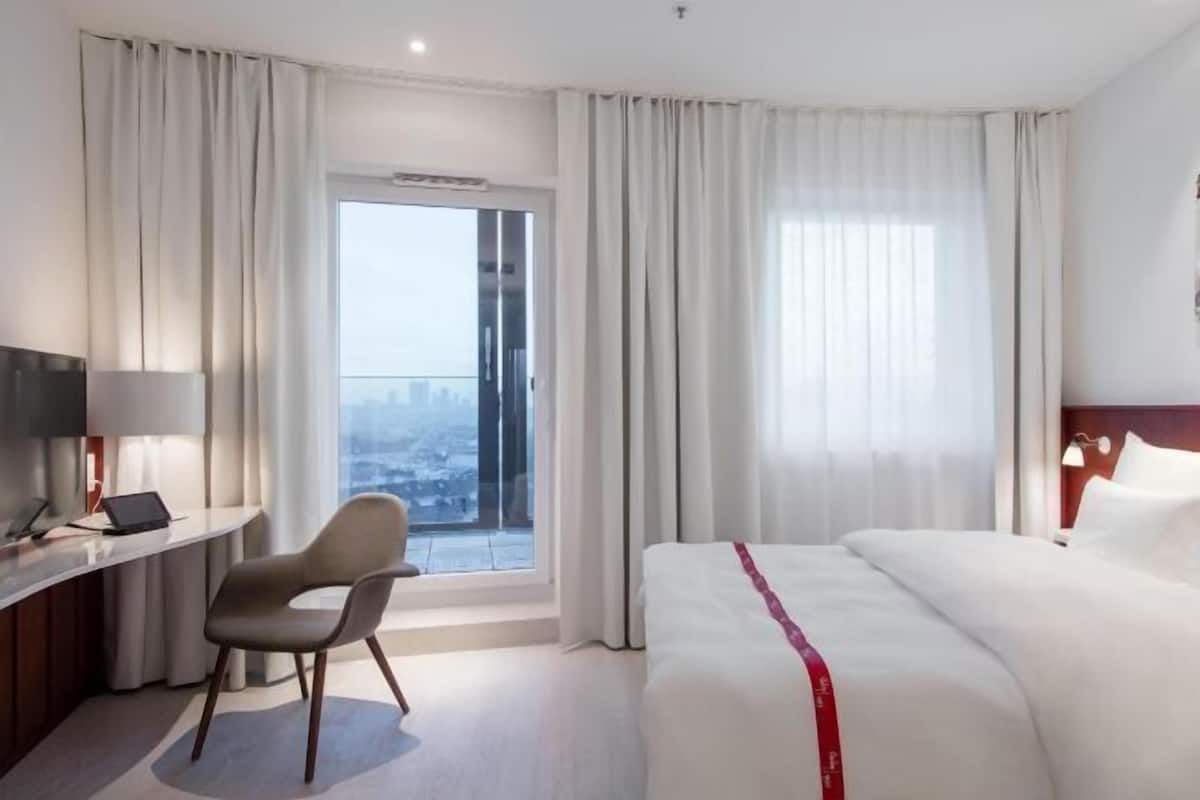 1 chambre, literie de qualité supérieure, surmatelas