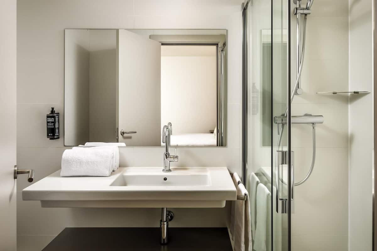 Couette en duvet d'oie, coffres-forts dans les chambres