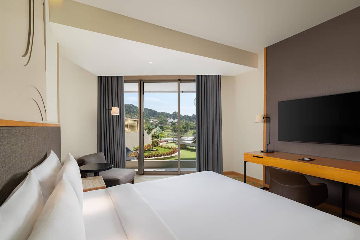 Deluxe Room, Golf View