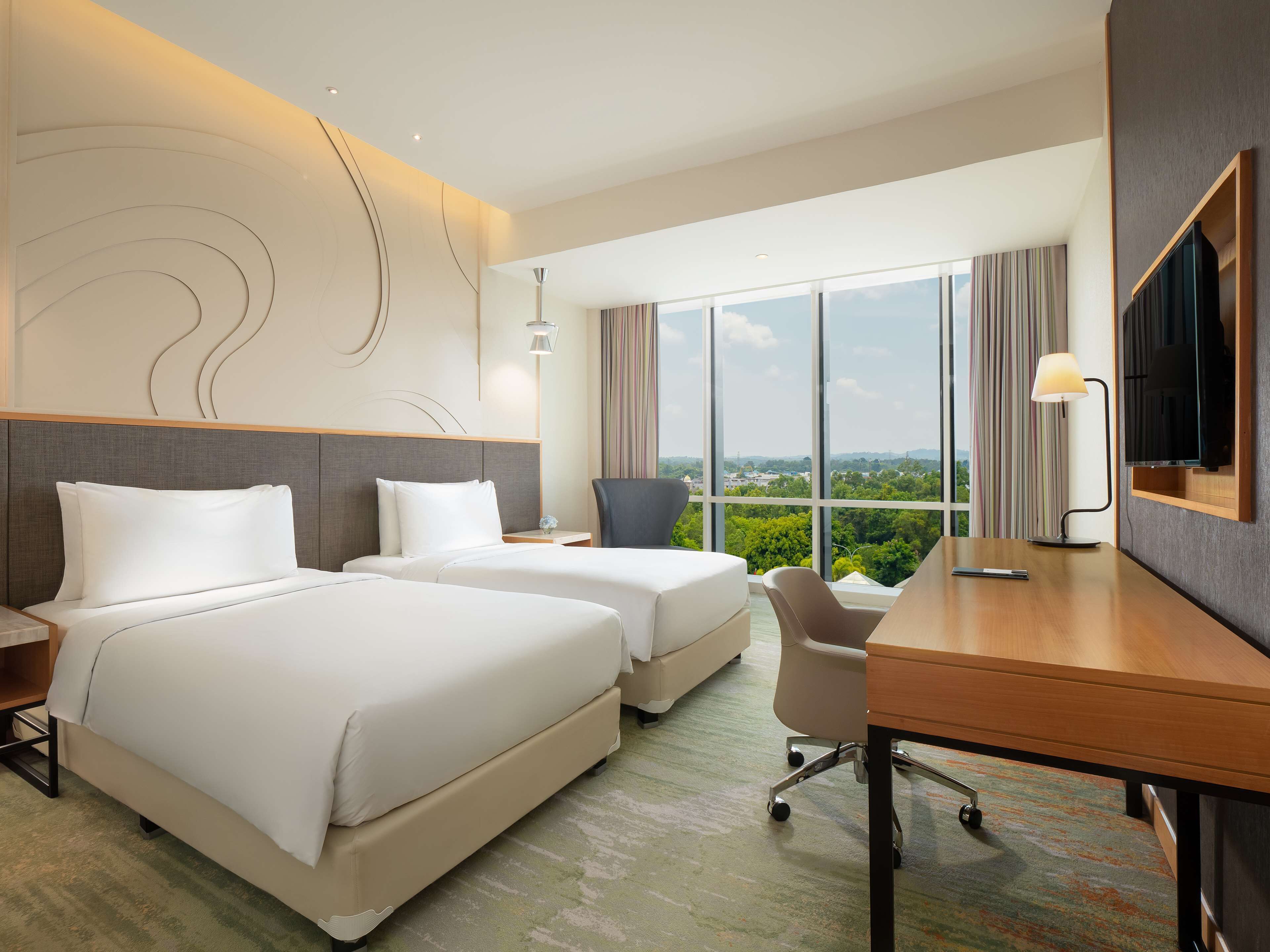 superior room, city view | 1 bedroom, premium bedding, minibar, in-room safe