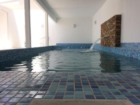 Piscine couverte