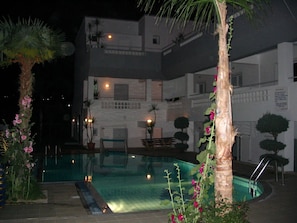 Outdoor pool - Emerald Hotel (Hersonissos)