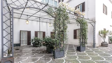 Entrada de la propiedad