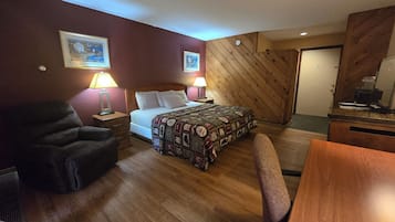 Standard Room, 1 King Bed, Patio, Lake View | Desk, iron/ironing board, free WiFi, bed sheets