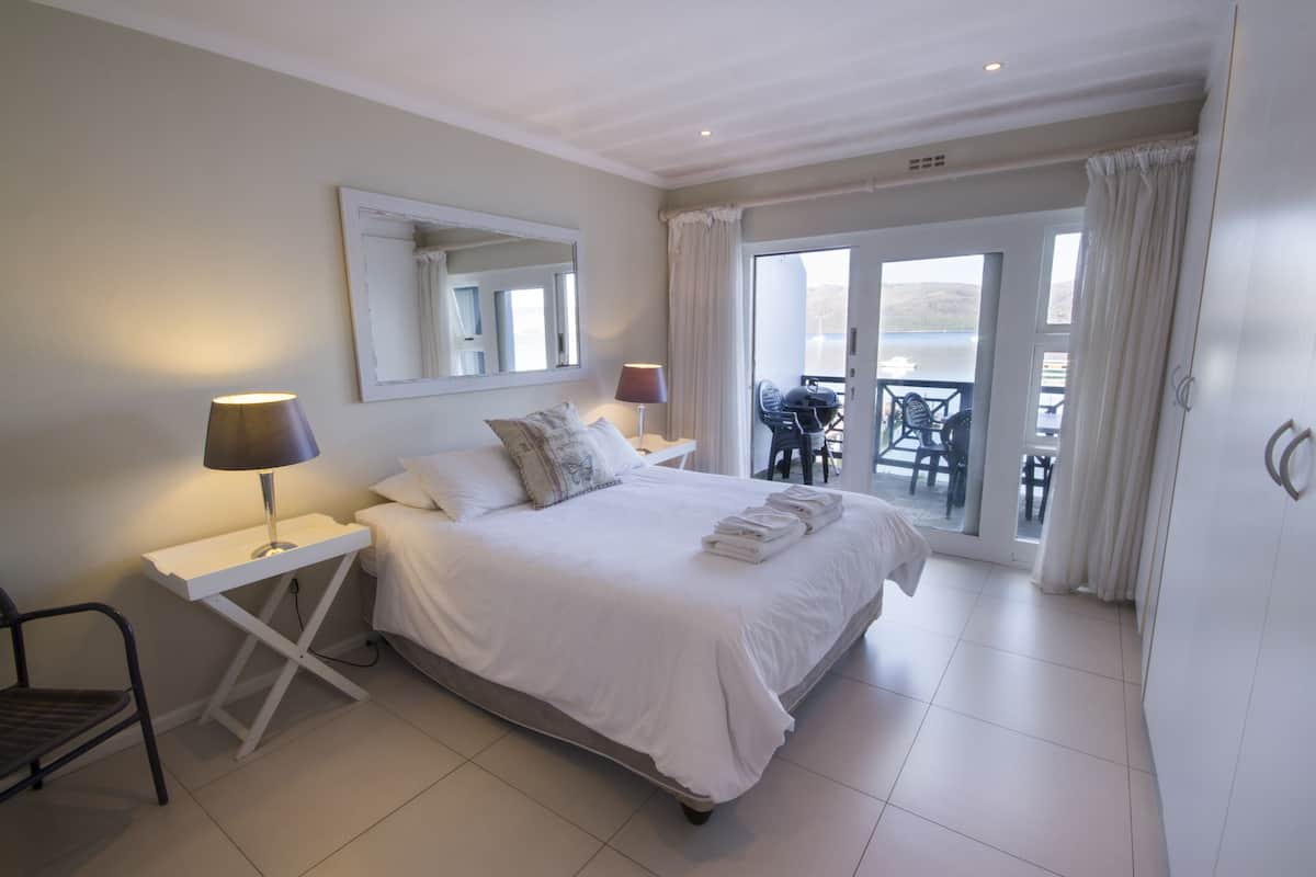 Self Catering Apartment - Top Fl. | 3 bedrooms, in-room safe, individually decorated, individually furnished