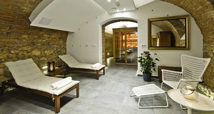 Adele Boutique Hotel