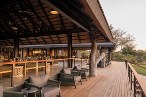 Exterior - Inyati Game Lodge (Sabi Sand Reserve)