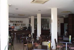 Bar (en la propiedad)