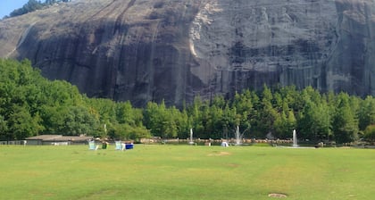 Stone Mountain Manor