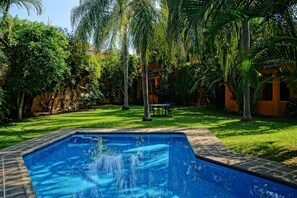 Outdoor pool - Suites Altea (Cuernavaca)
