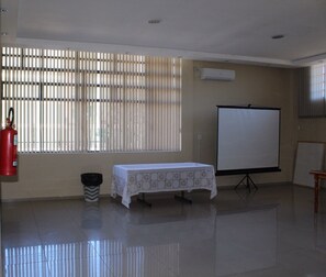 Minibar, free cots/infant beds, rollaway beds, free WiFi - Hotel Ermitage (Santana do Livramento)