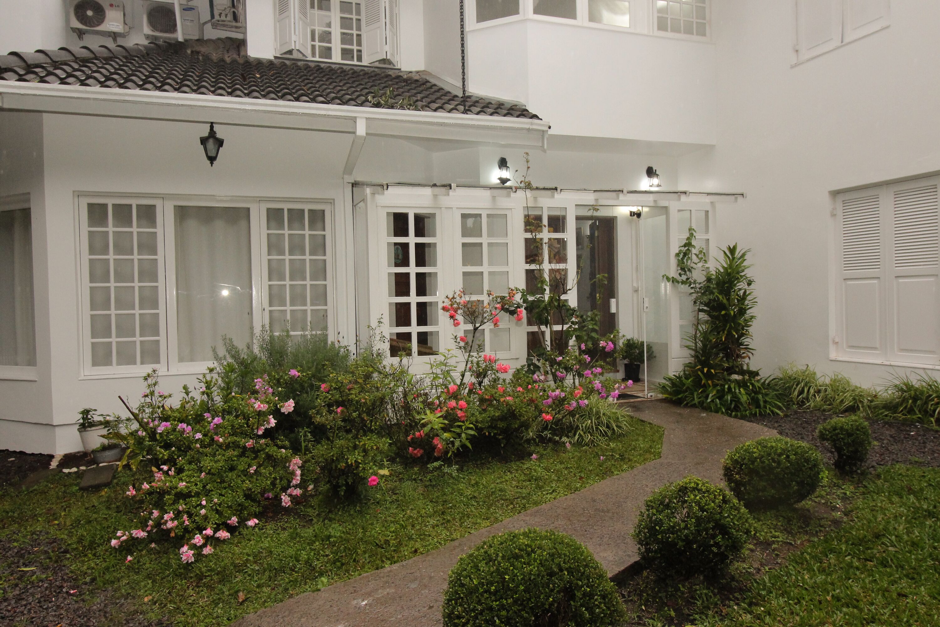 Fachada da propriedade