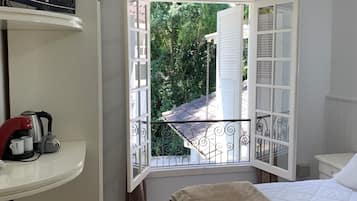 Gaugin | Coffee and/or coffee maker