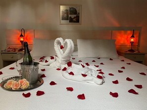 Deluxe Suite | Premium bedding, minibar, individually decorated, individually furnished - Hotel Hospedaria Provençal (Canela)