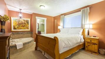 Suite, 1 cama Queen size y sofá cama (Creekside Suite) | Decoración personalizada y muebles diferentes