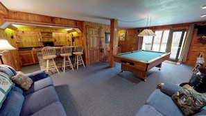 Luxury House, 6 Bedrooms, Fireplace, River View | Interior