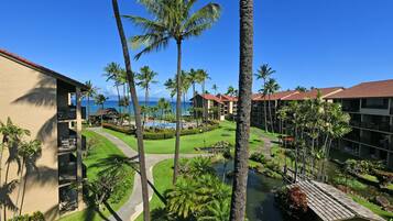 Condo, 3 Bedrooms | Property grounds