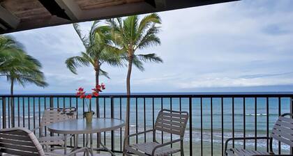 Papakea #l407 2 Bedroom Condo by RedAwning