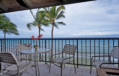 Papakea #l407 2 Bedroom Condo by RedAwning
