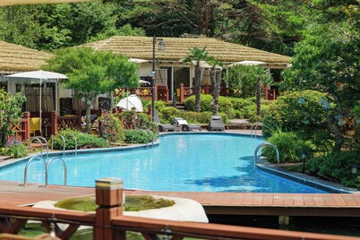 Hansan Marina Hotel & Resort