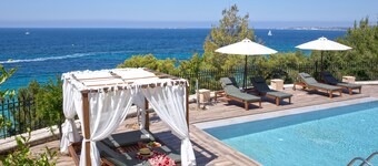 Avra Private Suites
