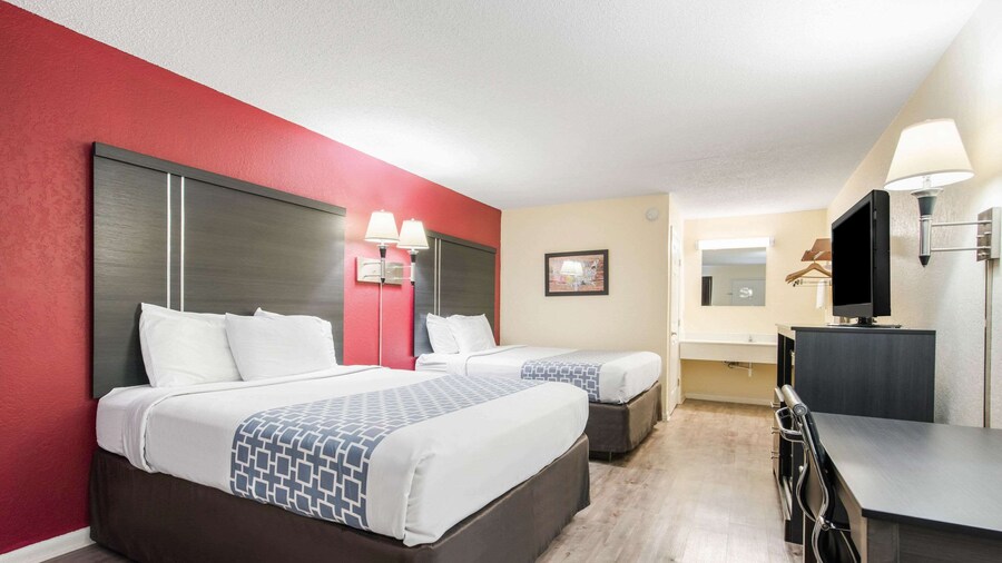 Econo Lodge Waynesville