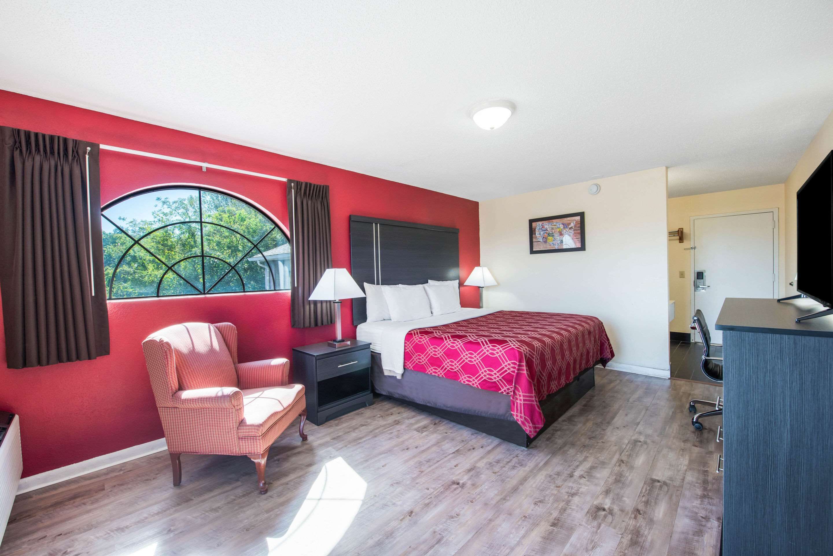 desk, iron/ironing board, rollaway beds, free wifi