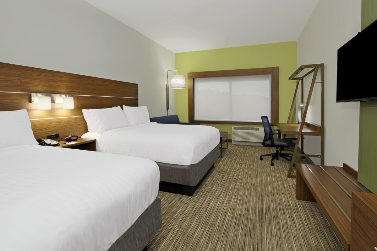 Suite, 2 Queen Beds