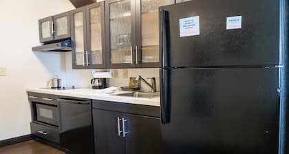 Candlewood Suites Bay City by IHG