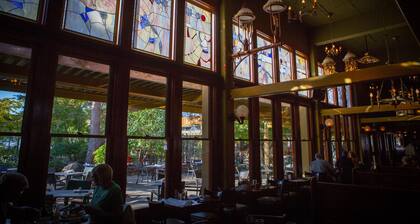 McMenamins Anderson School