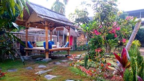 Gazebo - Same Same - Bungalows - Hostel (Kuta)
