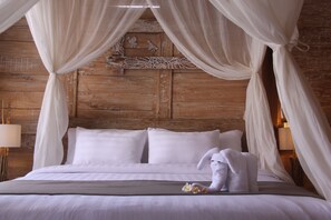 デラックス ルーム | ミニバー、デスク、遮光カーテン、ベビーベッド