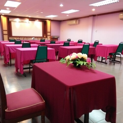 Hotel DJ Palace