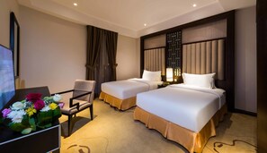 Premium bedding, in-room safe, iron/ironing board, rollaway beds