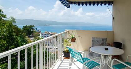 Sky View Beach Studio - Montego Bay Club