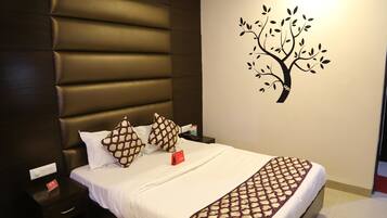 Standard Double or Twin Room, 1 Double Bed, Private Bathroom | In-room safe, desk, free WiFi