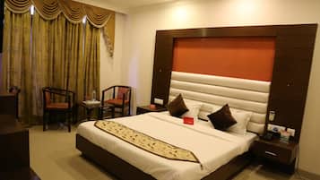 Standard Double or Twin Room, 1 Double Bed, Private Bathroom | In-room safe, desk, free WiFi
