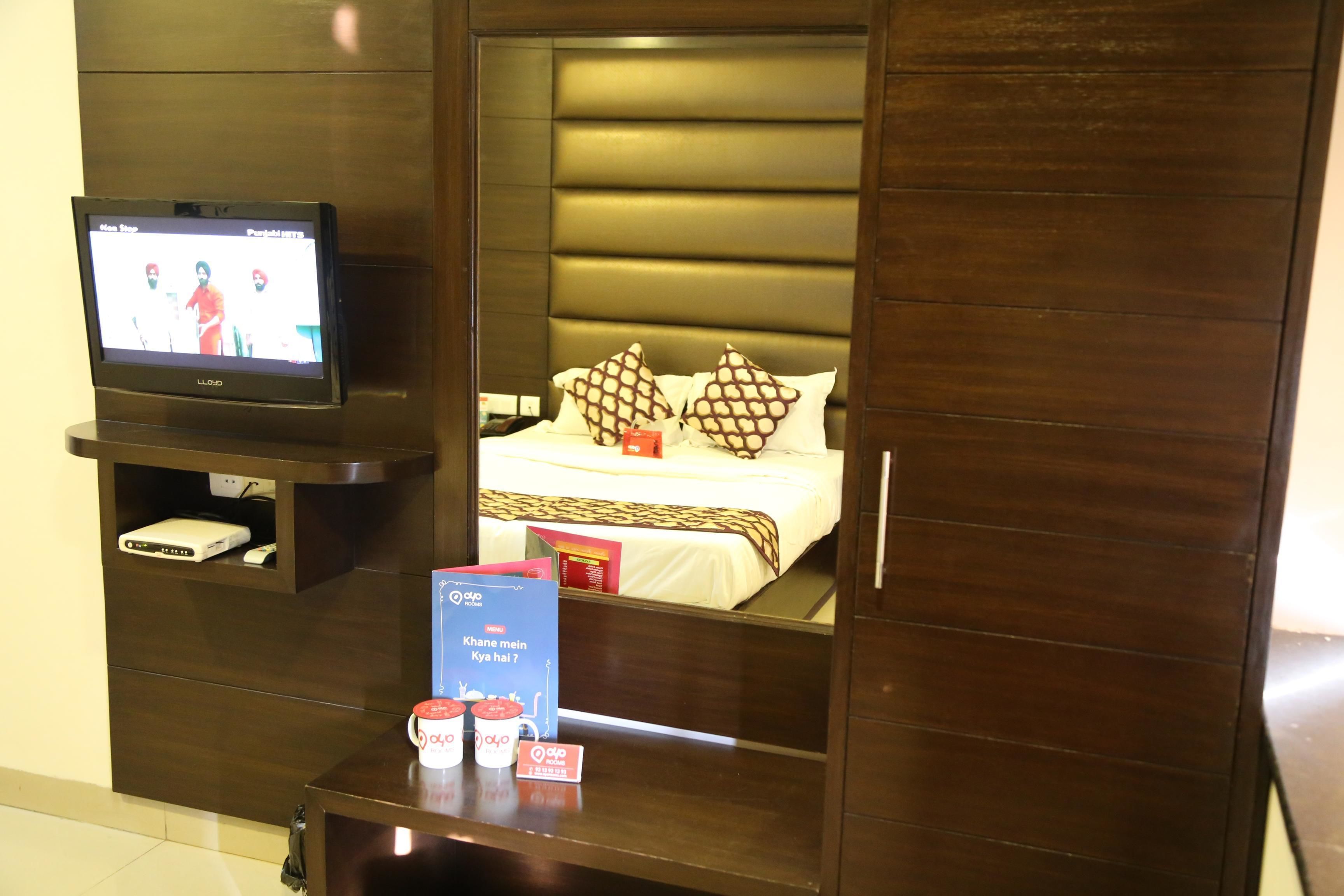 Standard Double or Twin Room, 1 Double Bed, Private Bathroom | Room amenity
