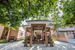 Lobby - River Top Lodge (Ngapali)