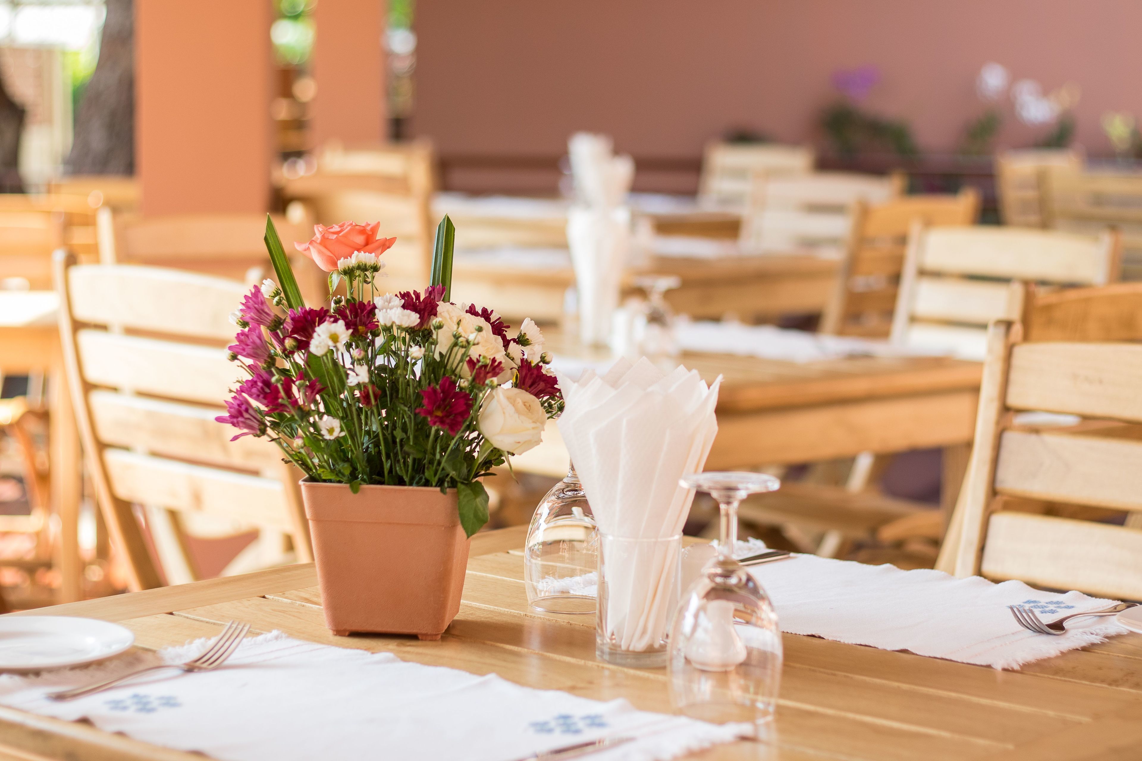 breakfast, lunch, dinner served; international cuisine, garden views